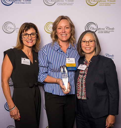 2025 Mortgage Professional of the Year Laura Burford